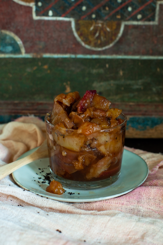 Oven baked apple jam with liqorice